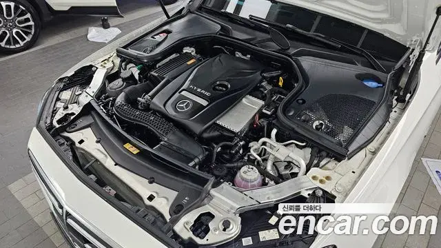 Mercedes-Benz E-Class 2021 — Фото 6/20