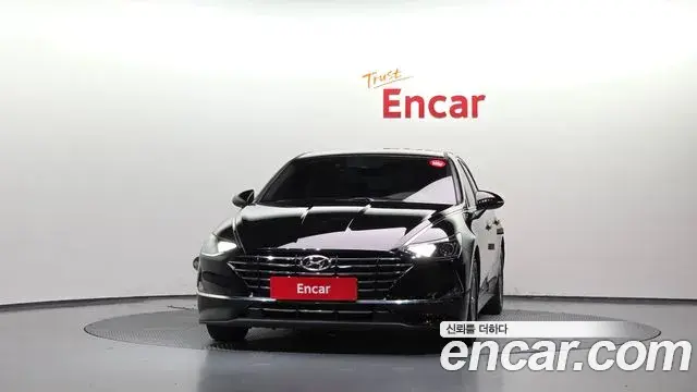 Hyundai Sonata 2021 — Фото 2/18