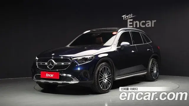 Mercedes-Benz GLC-Class 2023 — Фото 1/20