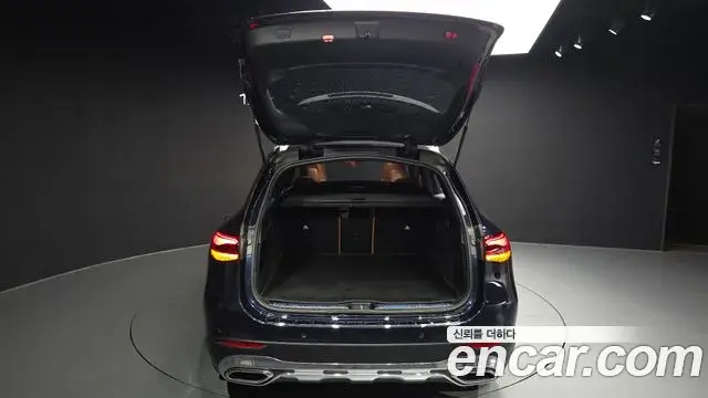 Mercedes-Benz GLC-Class 2023 — Фото 20/20