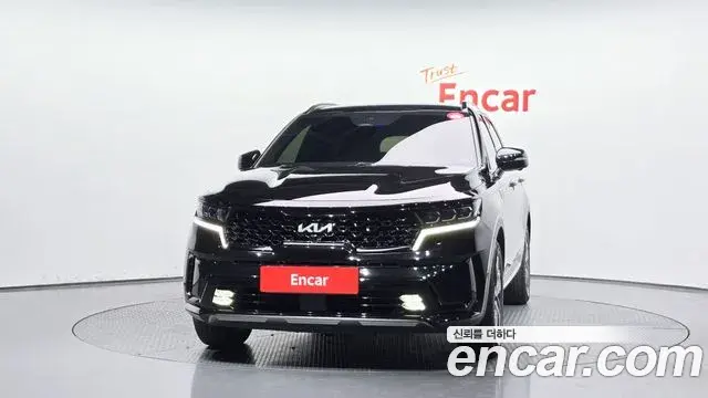 Kia Sorento 2021 — Фото 3/20