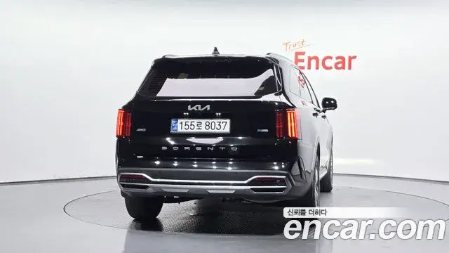 Kia Sorento 2021 — Фото 4/20
