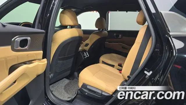 Kia Sorento 2021 — Фото 11/20