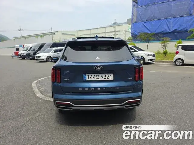 Kia Sorento 2020 — Фото 2/18