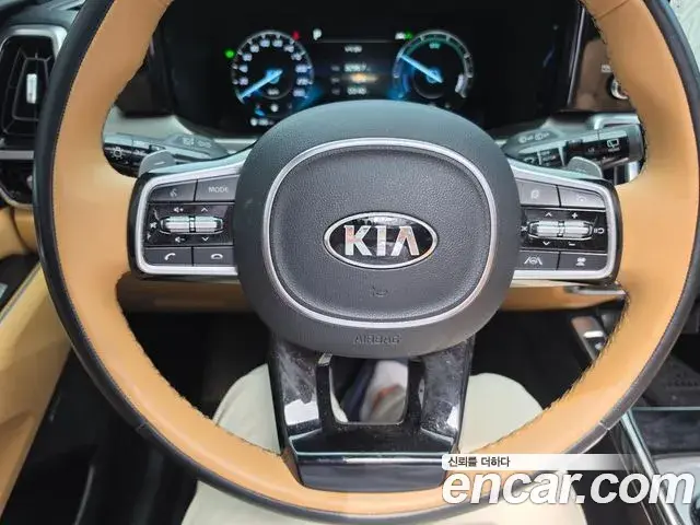 Kia Sorento 2020 — Фото 13/18