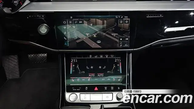 Audi A8 2020 — Фото 14/20