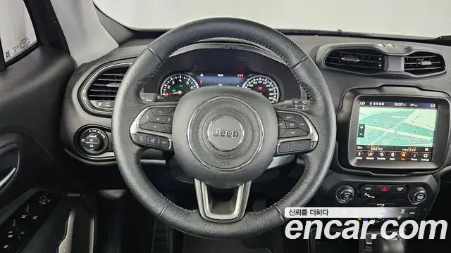 Jeep Renegade 2022 — Фото 13/20