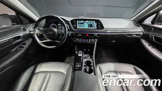Hyundai Sonata 2022 — Фото 4/20