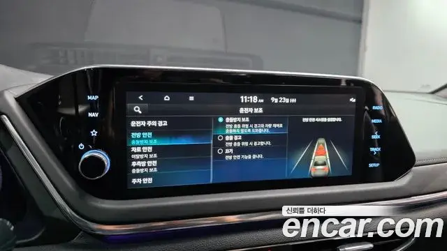 Hyundai Sonata 2022 — Фото 8/20