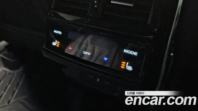 Renault Samsung Grand Koleos 2025 — Фото 19/20