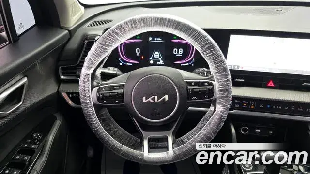 Kia Sportage 2021 — Фото 13/20
