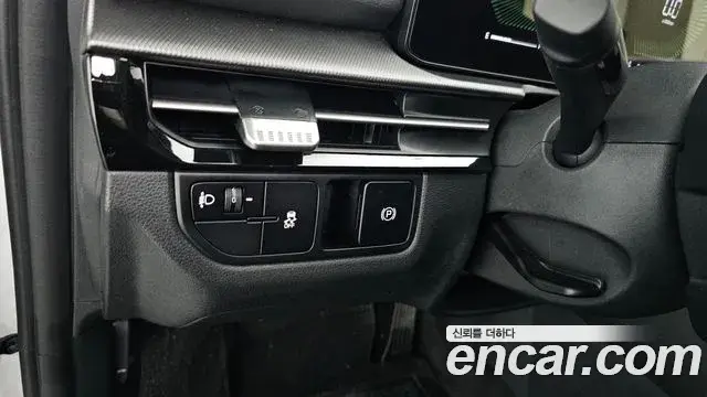 Kia Sportage 2025 — ფოტო 27/30