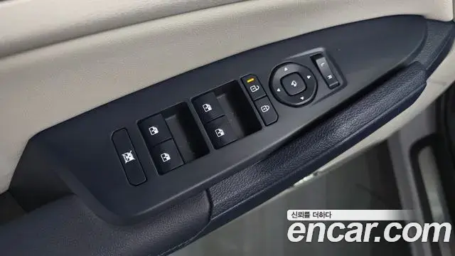 Kia Sportage 2025 — Şəkil 24/42
