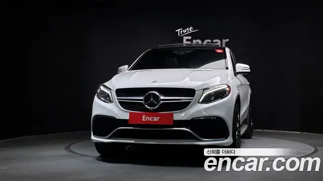 Mercedes-Benz GLE-Class 2019 — Şəkil 19/33