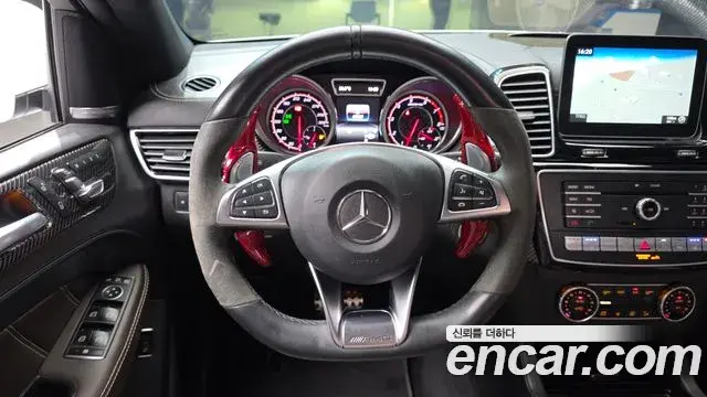 Mercedes-Benz GLE-Class 2019 — Şəkil 12/33