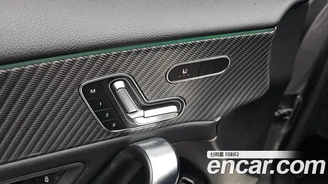 Mercedes-Benz A-Class 2025 — Фото 18/20