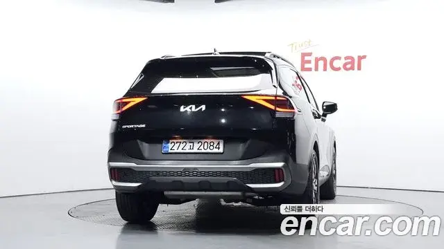 Kia Sportage 2021 — Фото 4/20