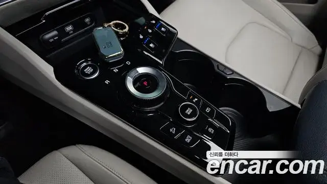 Kia Sportage 2021 — Фото 8/20
