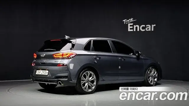 Hyundai i30 2019 — Фото 2/20