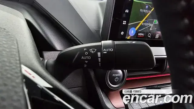 Toyota Prius 2024 — ფოტო 21/30