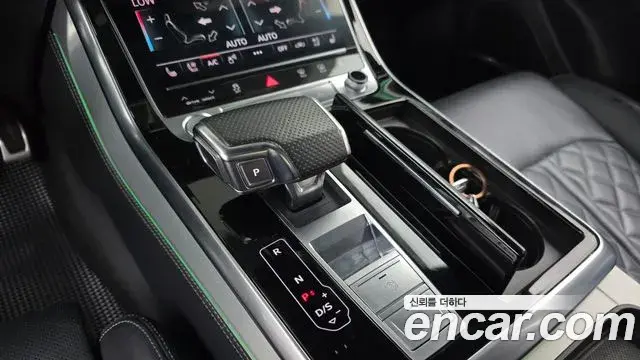 Audi Q7 2020 — Фото 9/20