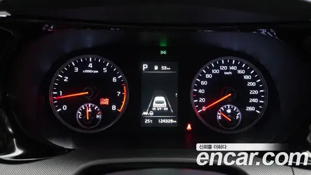 Kia K5 2021 — ფოტო 16/30