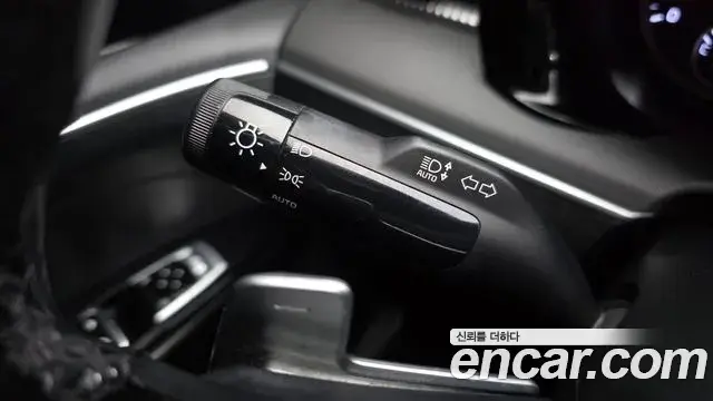 Kia K5 2021 — ფოტო 10/30