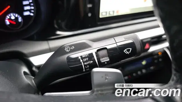 Kia K5 2021 — ფოტო 1/30