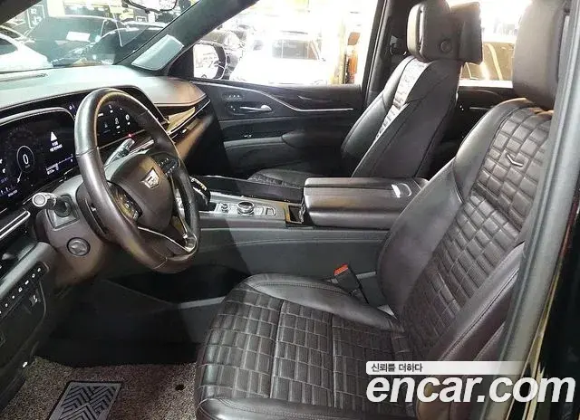Cadillac Escalade 2023 — Фото 7/20