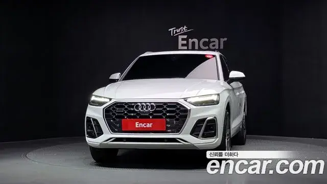 Audi Q5 2021 — Фото 3/20