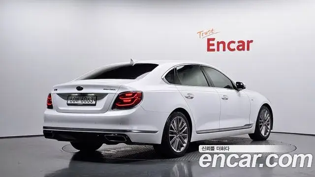 Kia The K9 2019 — ფოტო 15/36
