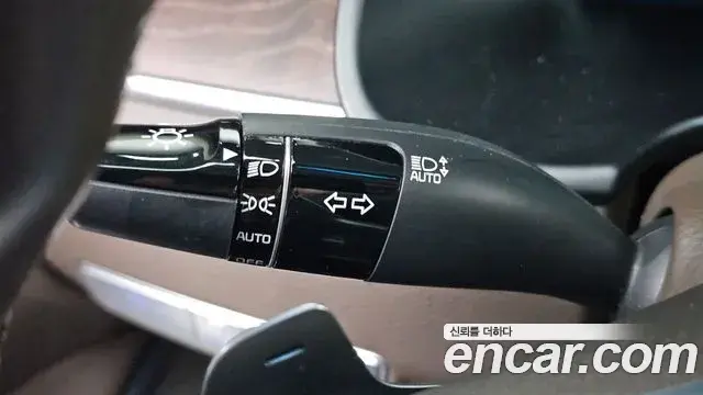 Kia The K9 2019 — ფოტო 3/36