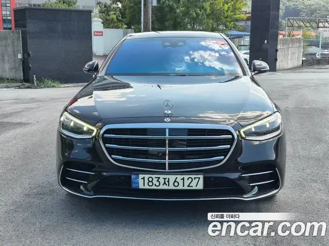 Mercedes-Benz S-Class 2023 — Фото 3/20