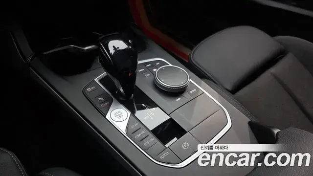 BMW 1 Series 2020 — Фото 9/20