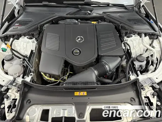 Mercedes-Benz E-Class 2026 — Photo 5/20