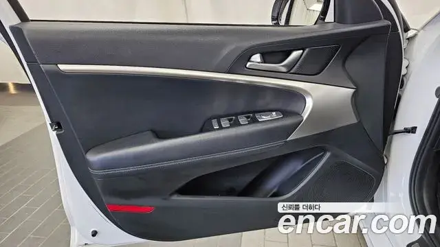 Genesis G70 2021 — Photo 22/34