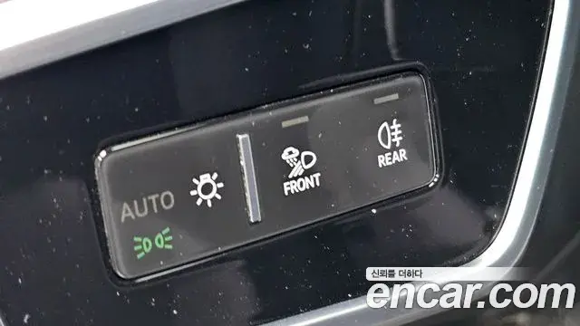 Audi A6 2023 — Фото 12/20