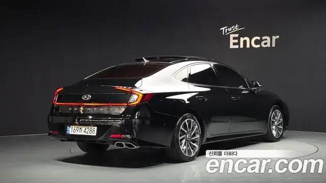 Hyundai Sonata 2021 — Фото 2/20