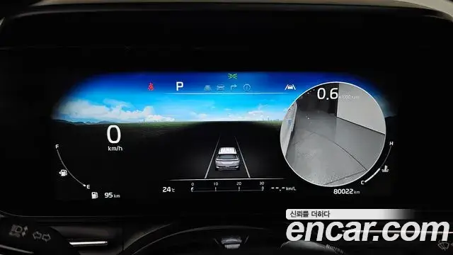 Kia Carnival 2023 — Фото 8/20