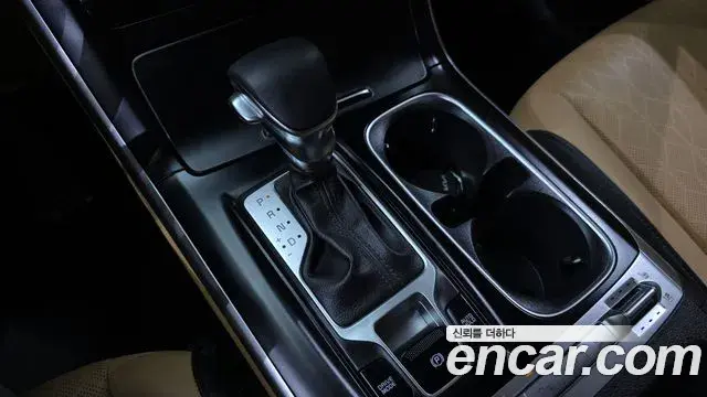 Kia Carnival 2021 — Şəkil 9/20