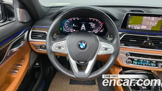 BMW 7 Series 2022 — Фото 13/20