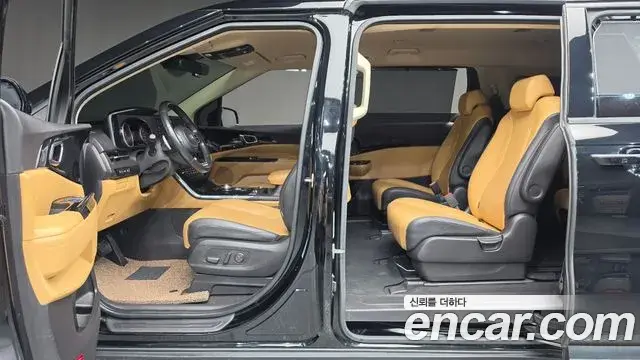 Kia Carnival 2021 — Photo 20/20