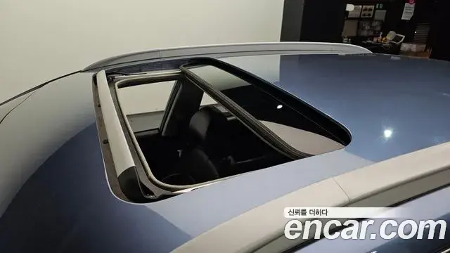 Kia Niro 2019 — Şəkil 25/36