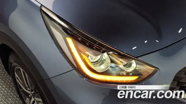 Kia Niro 2019 — Şəkil 21/36