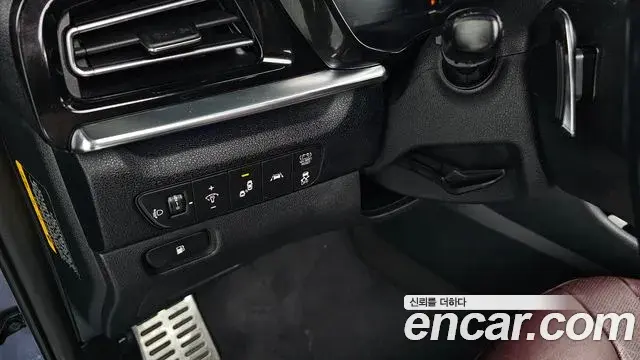 Kia Niro 2019 — Şəkil 36/36