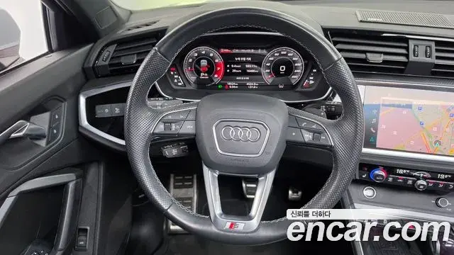 Audi Q3 2024 — Фото 14/20