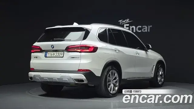 BMW X5 2019 — Фото 2/20