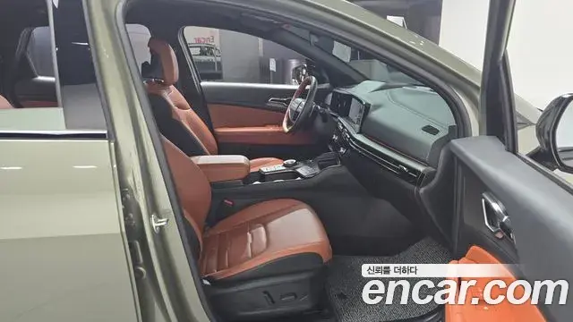 Kia Sportage 2025 — Şəkil 31/33
