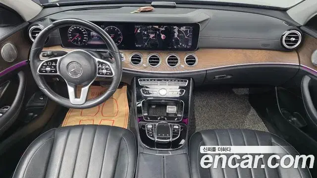 Mercedes-Benz E-Class 2018 — Фото 7/20