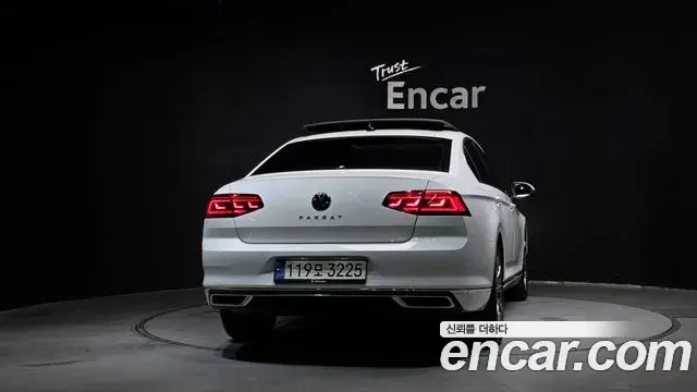 Volkswagen Passat GT 2021 — Фото 4/20